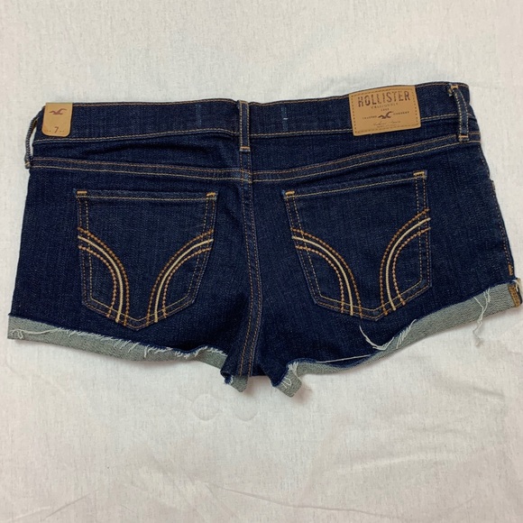 NWT Hollister Jean Short Shorts - Picture 2 of 3